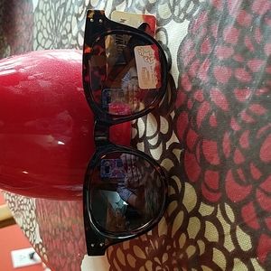 NWT Hawaiian Tropic sunglasses